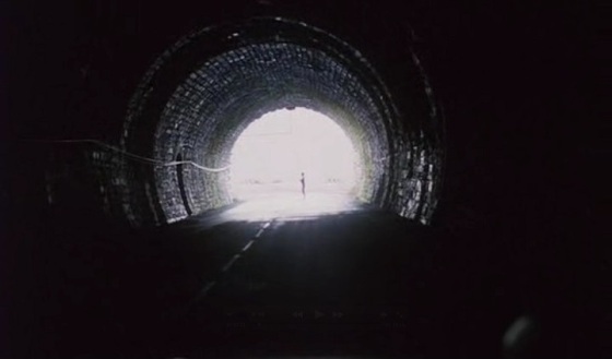 "The Vanishing" (1988) tunnel scene